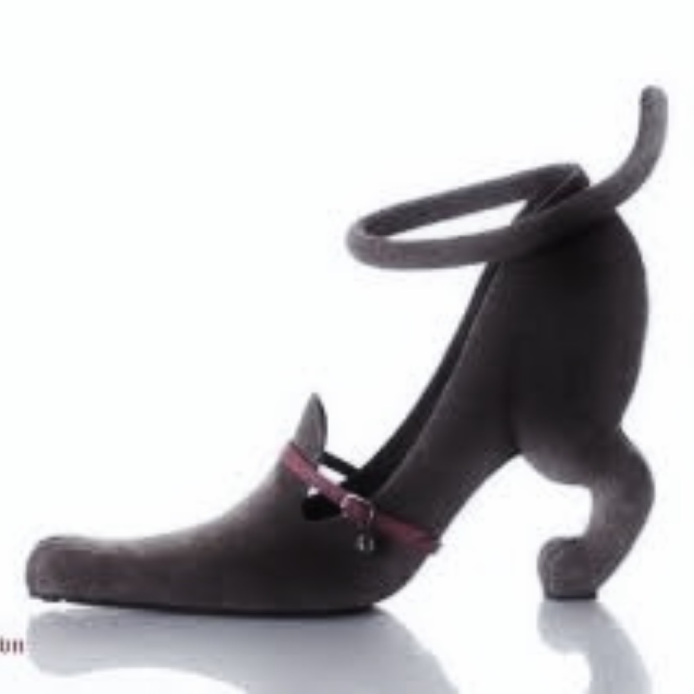 meeting 1/2 way between heels and barefeet
